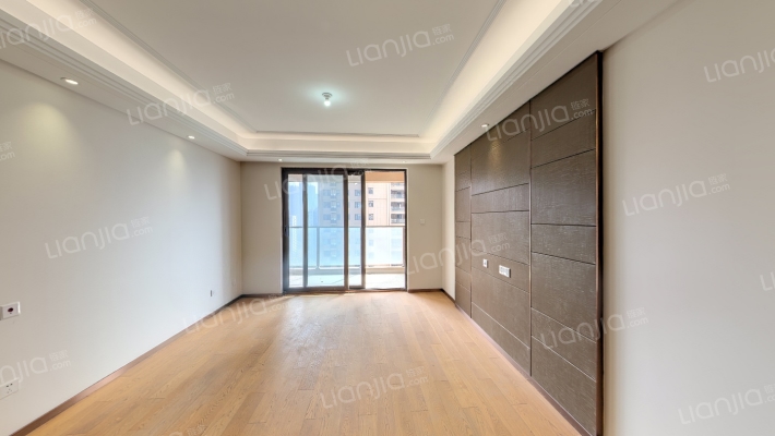 栖霞栖庭二手房实景图