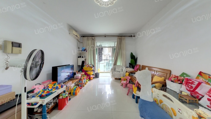 桂冠华庭二手房实景图