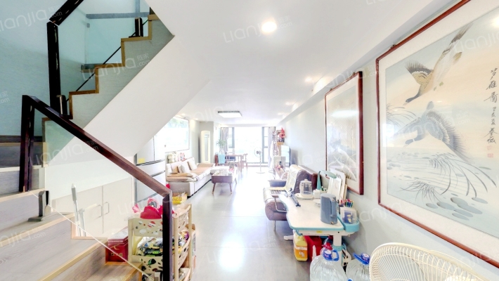 先锋广场二手房实景图