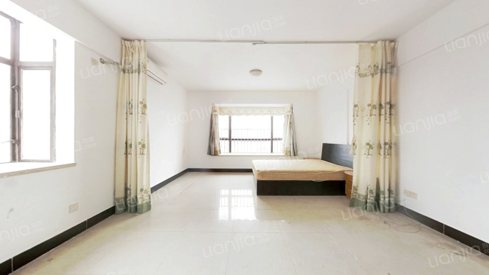 聚豪名轩二手房实景图