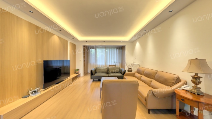 蒙特卡尼二手房实景图