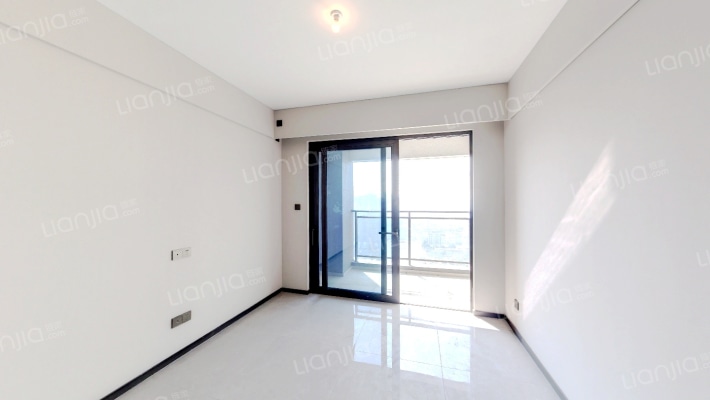 时代爱车小镇天境二手房实景图