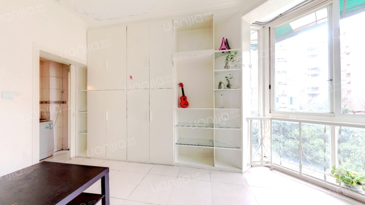 百草园二手房实景图