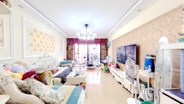 咖啡小镇二手房实景图