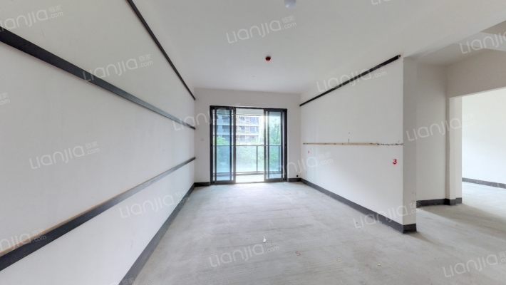 常青藤湖上初晴二手房实景图