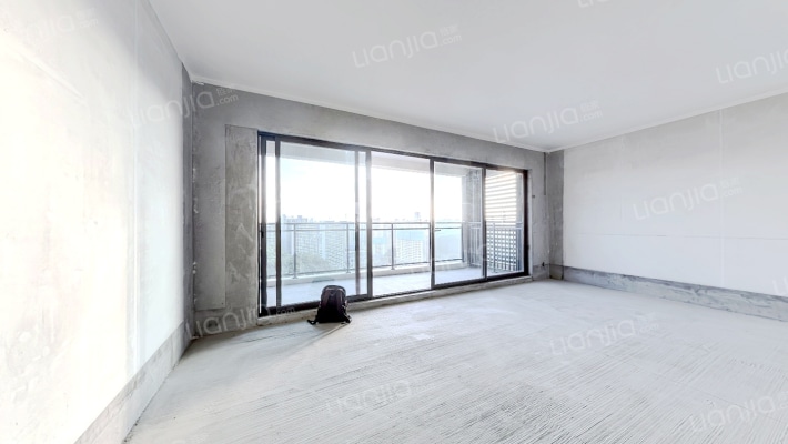 中海映山湖央墅二手房实景图