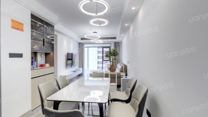 红星天铂二手房实景图