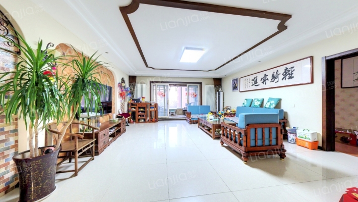 泰馨苑二手房实景图