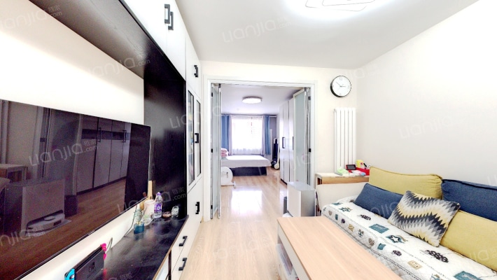 律笛里二手房实景图