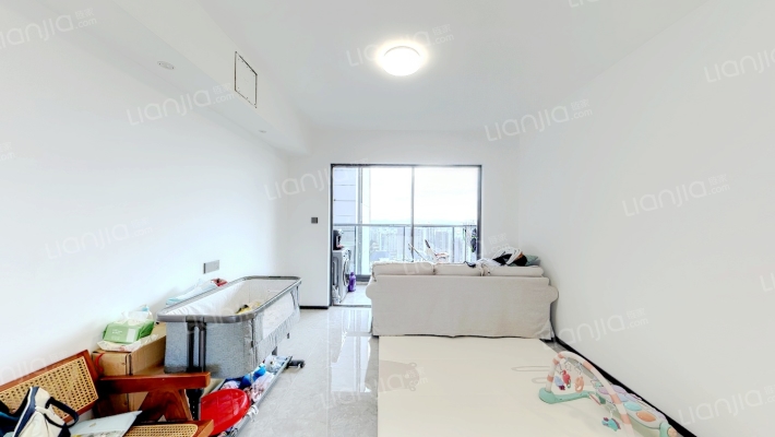 万科城市之光E区二手房实景图