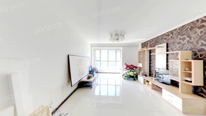 伊湾尊府二手房实景图