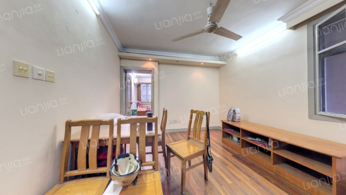 殷高路149弄二手房实景图