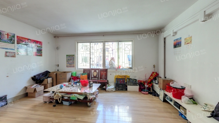 爱心花园二手房实景图