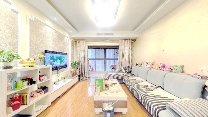 天朗御湖二手房实景图