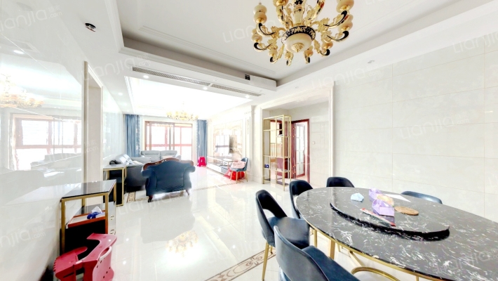 世茂湖滨首府C区二手房实景图