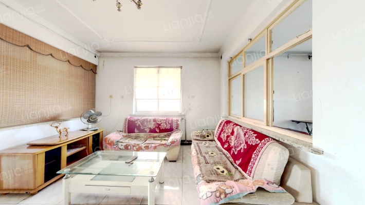 市立三院宿舍二手房实景图