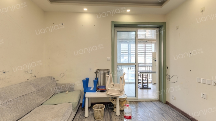 润景时代二手房实景图