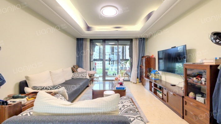 凯旋华庭二手房实景图