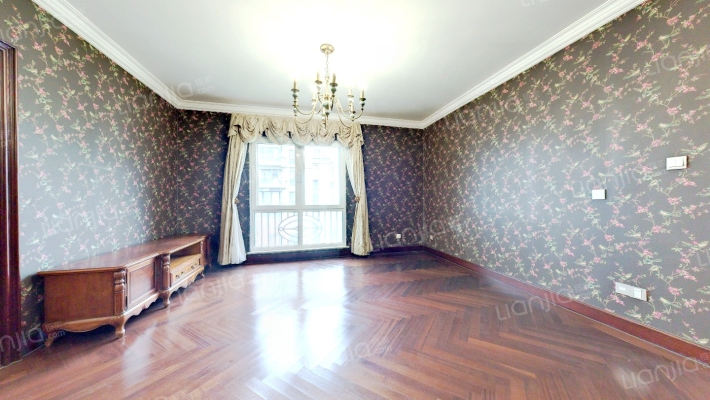 龙柏花苑(公寓)二手房实景图