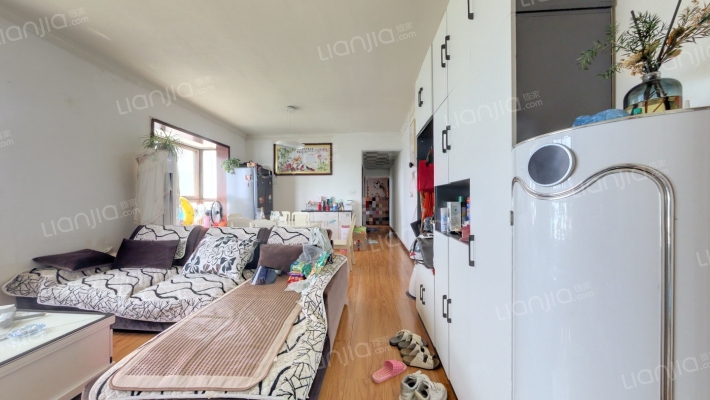 长江明珠二手房实景图