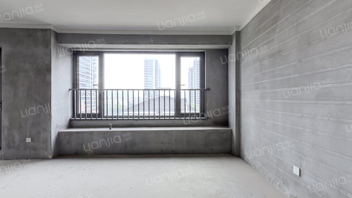 中天宸望二手房实景图