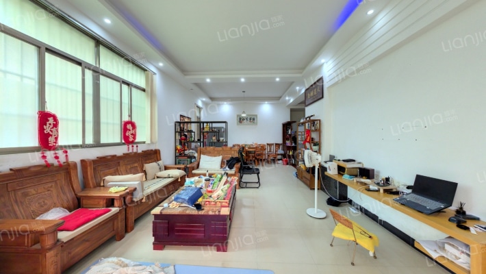 丽湾花园二手房实景图