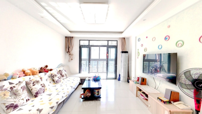 山河佳苑二手房实景图