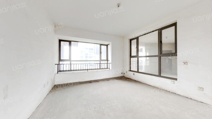 金河谷一期二手房实景图