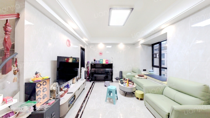 特房莱昂公馆二期二手房实景图