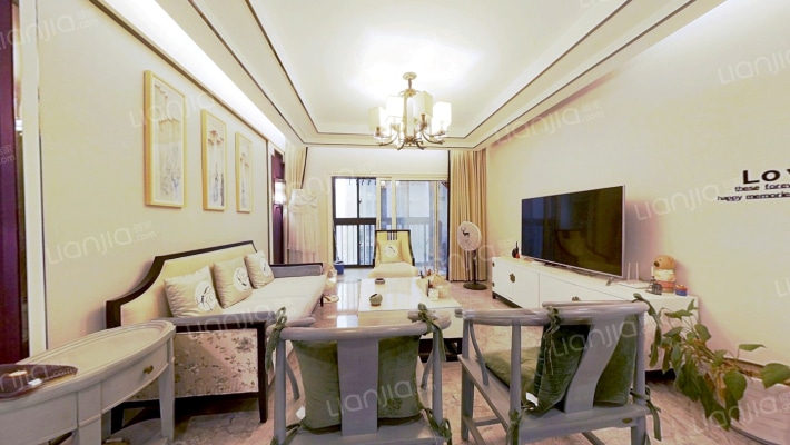 绿地中央广场D区二手房实景图