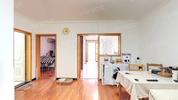 怡秀园小区二手房实景图