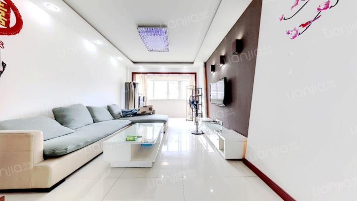 小城市新村二手房实景图