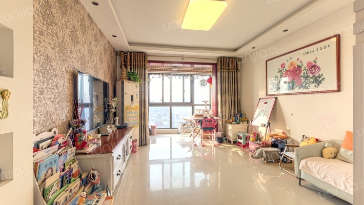 蔚蓝花城七色镇二手房实景图