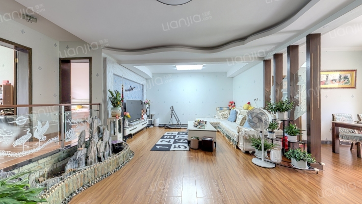 建新东区二手房实景图