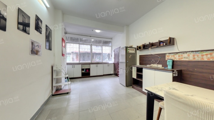 公园前9号小区二手房实景图