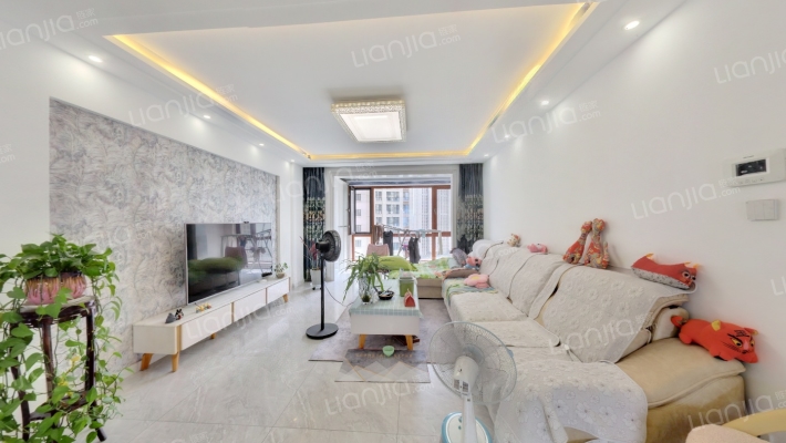 万达·江畔华城C区二手房实景图