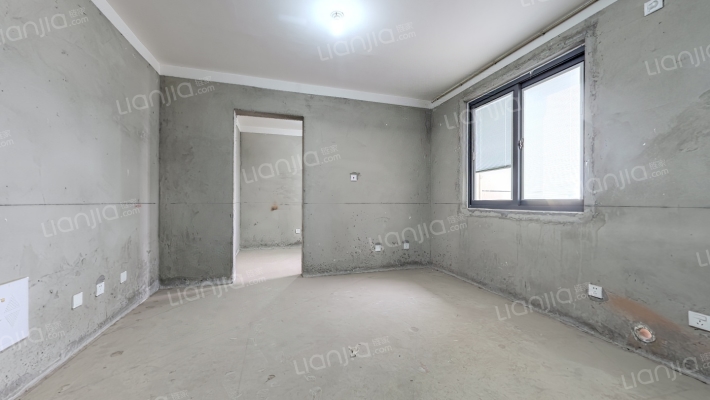 临江锦园二手房实景图