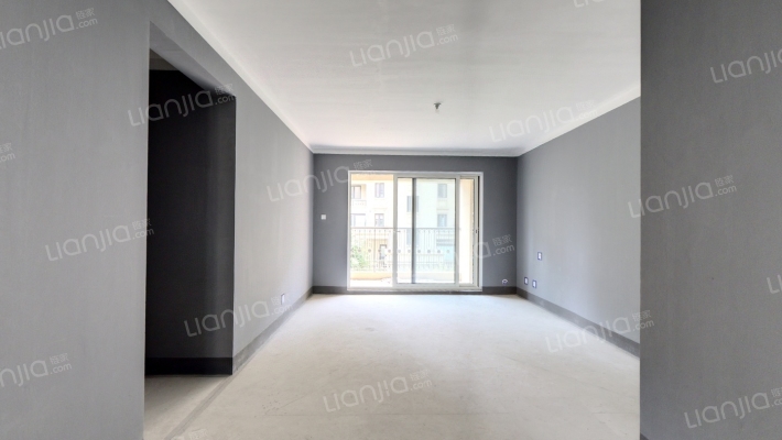 理想城市花园八期二手房实景图