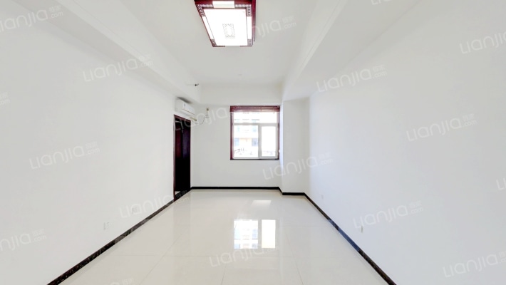 锦地SOHO二手房实景图