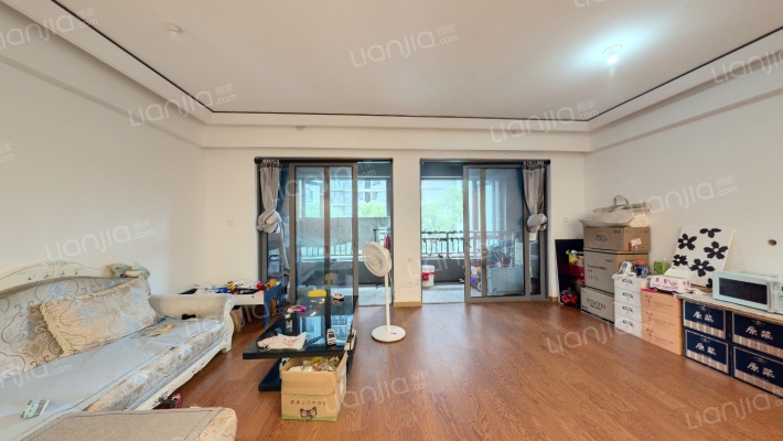 融创融宁府二手房实景图