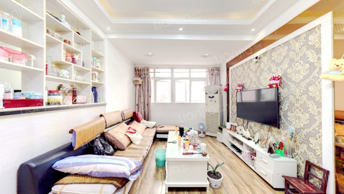 德润大厦二手房实景图