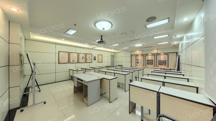 理想中心二手房实景图