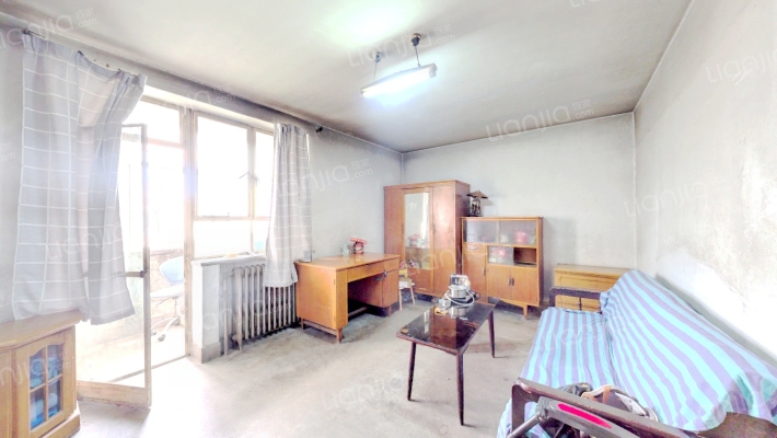 建筑设计院宿舍二手房实景图