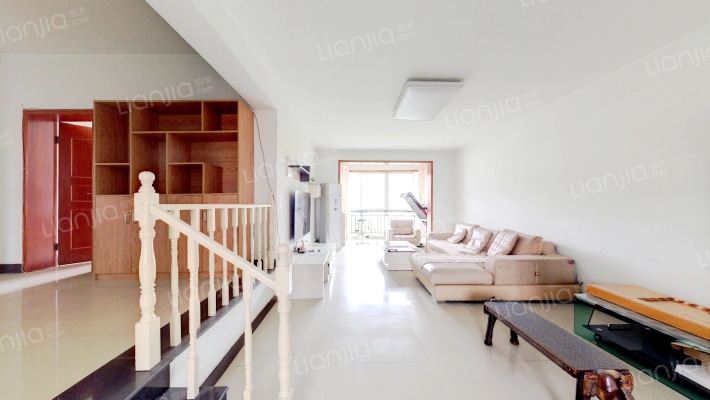 中天滨河名邸二手房实景图