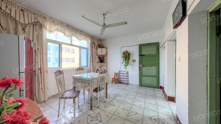 飞燕小区二手房实景图