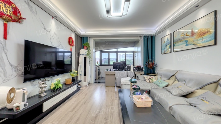 罗新苑西区二手房实景图