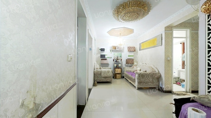 西站路67号院二手房实景图