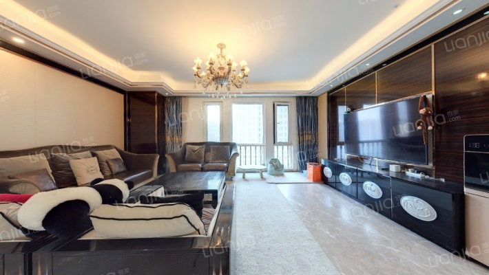 白桦林间二手房实景图