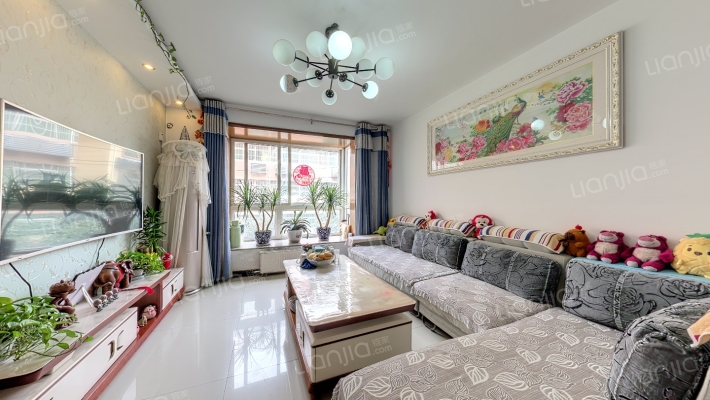 摩登小镇二手房实景图