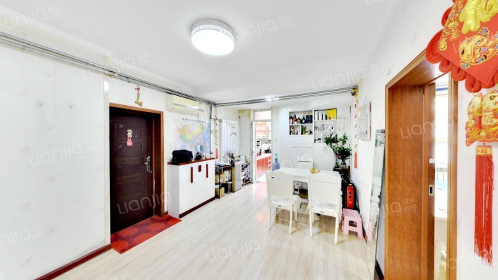 新苑南区二手房实景图